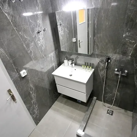 Cosy Nektariou Apartment Athens